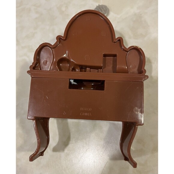 Vtg FISHER PRICE LOVING FAMILY DOLLHOUSE FURNITURE 2004 2006 6 Pcs VGUC Sink Bed - Picture 3 of 15